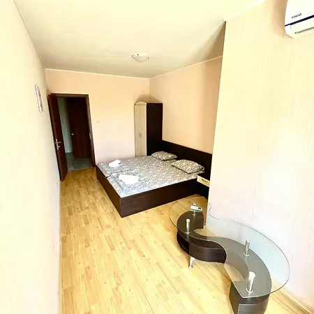 Vadim In Panorama Vigo Несебр